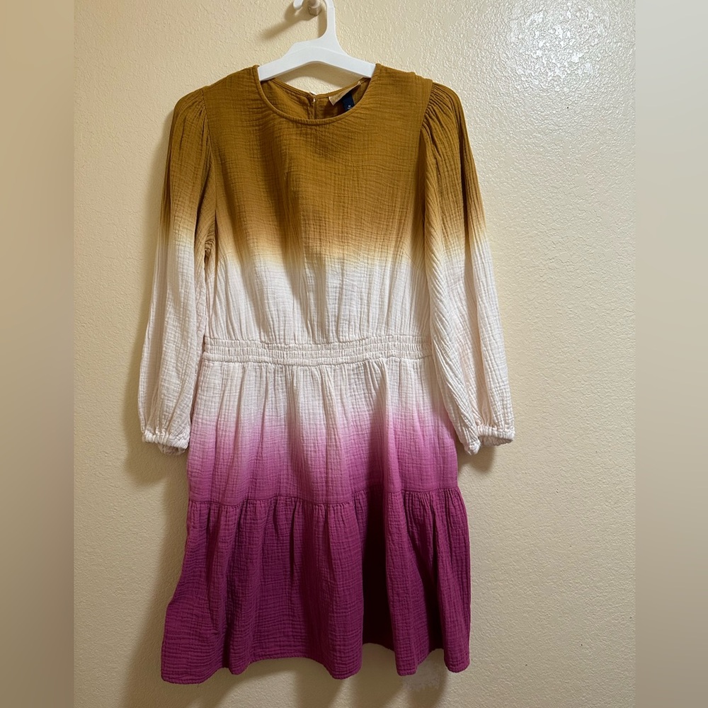Women’s Universal Thread Gold, White, & Magenta ombré colored dress size medium